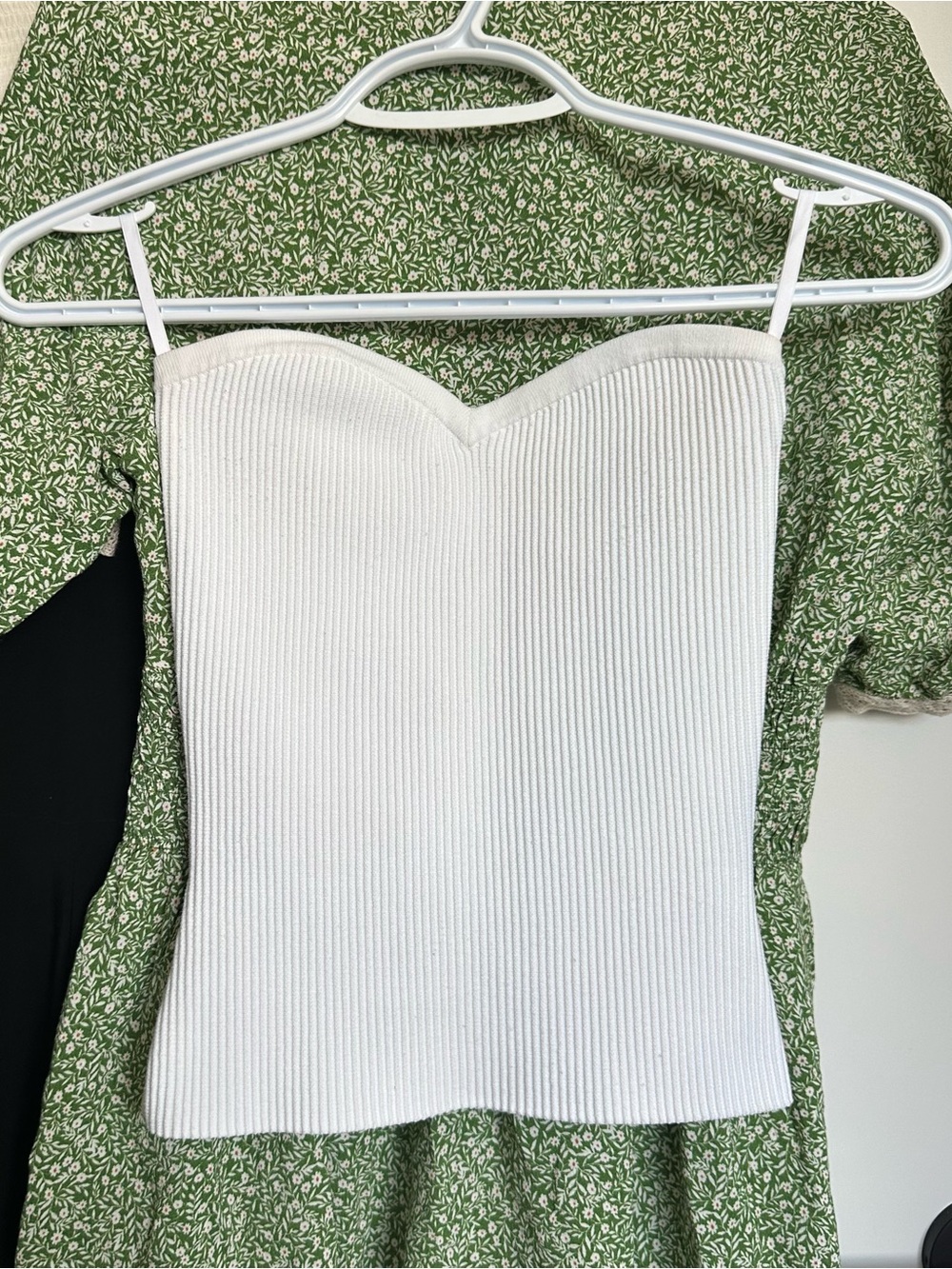 Babaton Sweetheart Tube Top